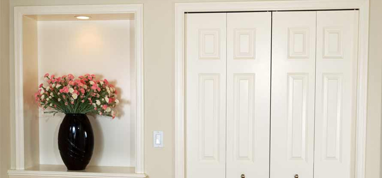 residential closet door repair in Eustis